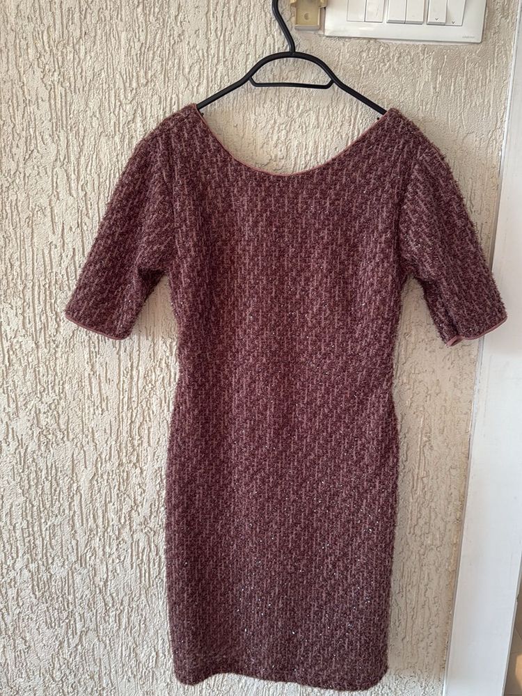 Elegant Knit Bodycon Dress size fits S&amp; M