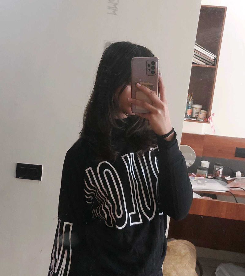 Max Sweatshirt