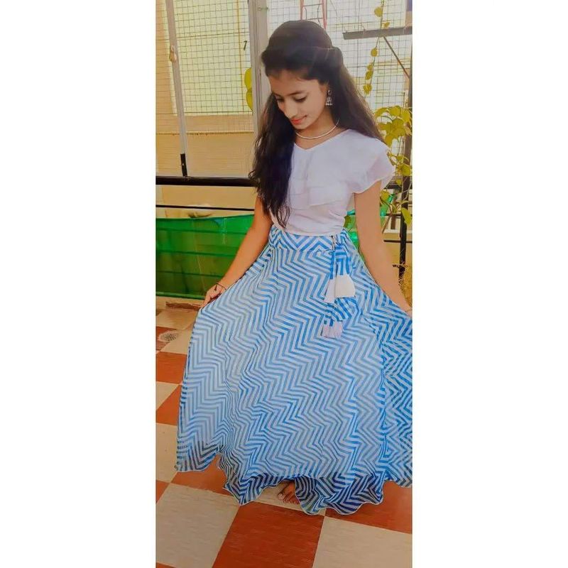 Girls&#39; Stylish Skirt &amp; Top Set