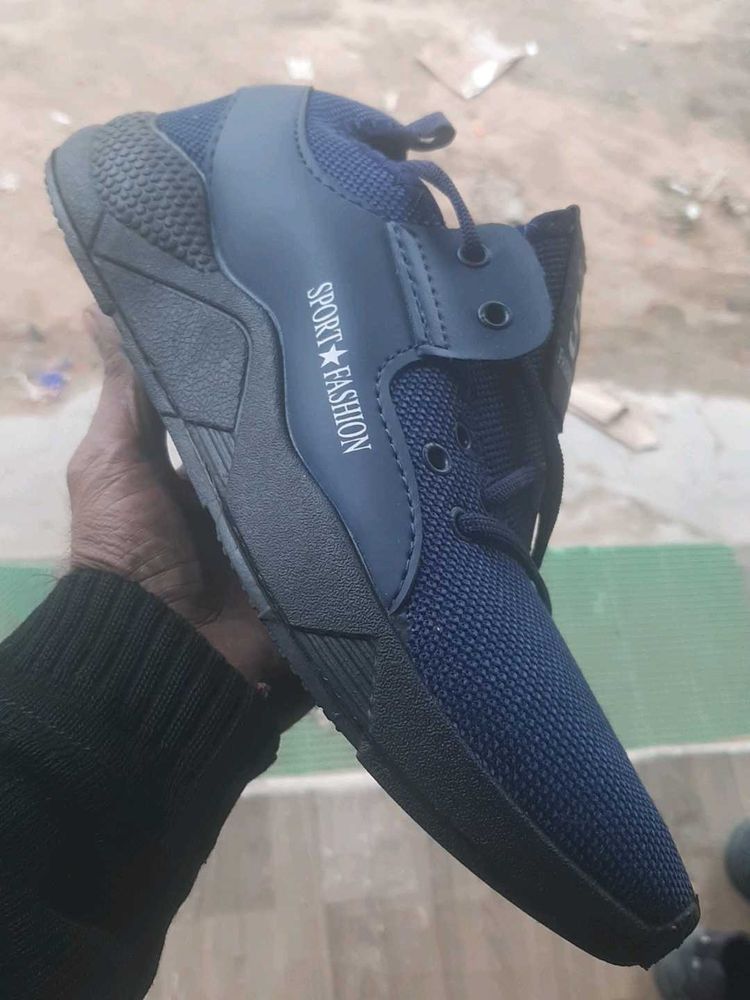 Blue Sport Fashion Sneakers size 6,7,8,9,10.