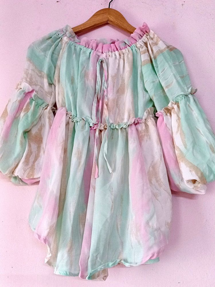 New Top Never Used