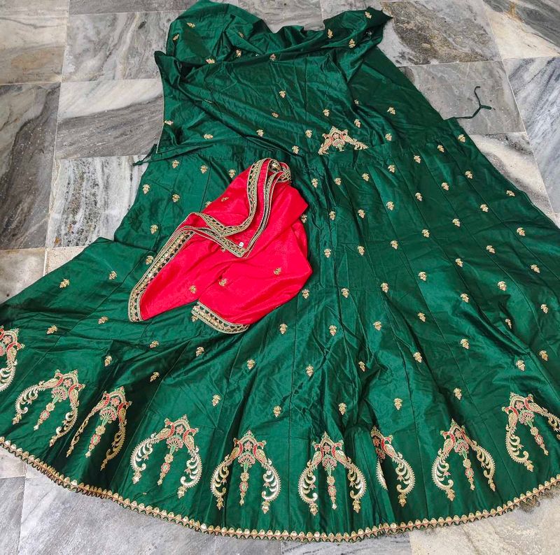Prettiest Mehendi Outfit
