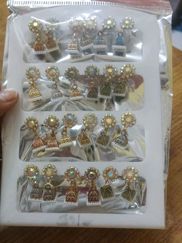 Sparkling Jhumka Earrings