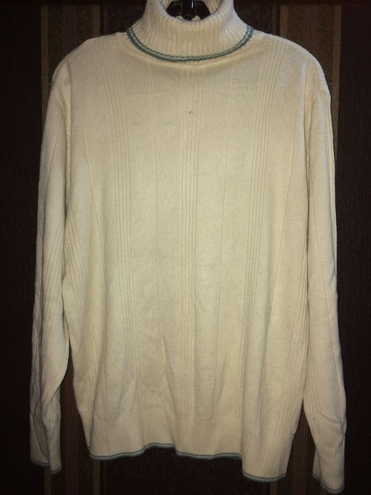 Woolen Offwhite Highneck