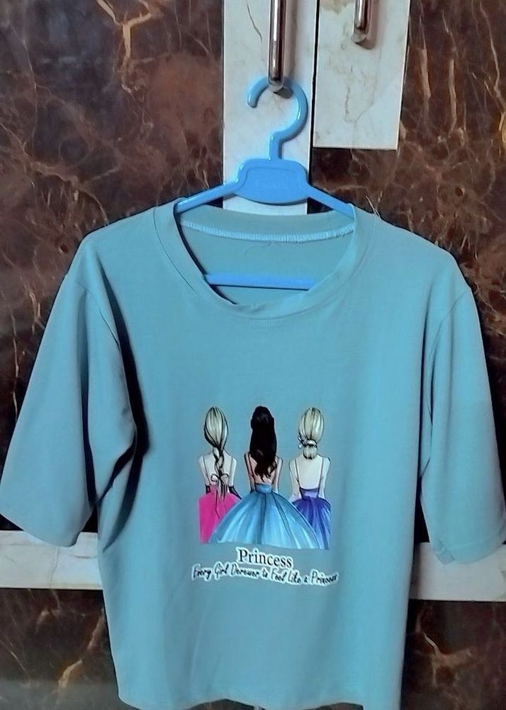 Princess Graphic Tee