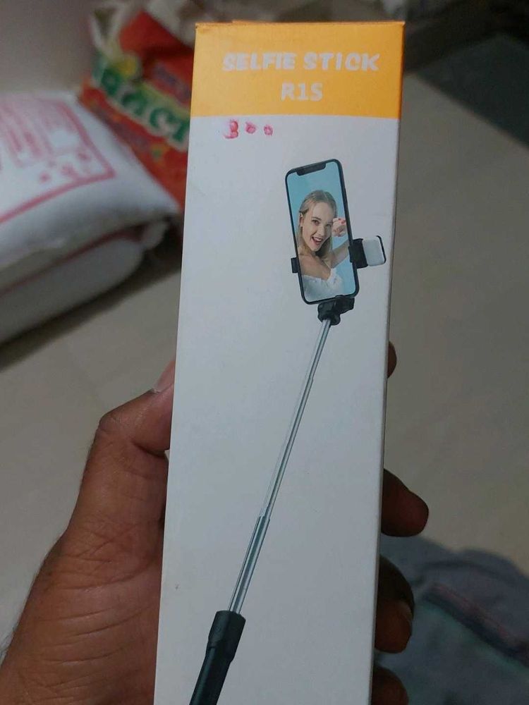 Selfie Stick R1S