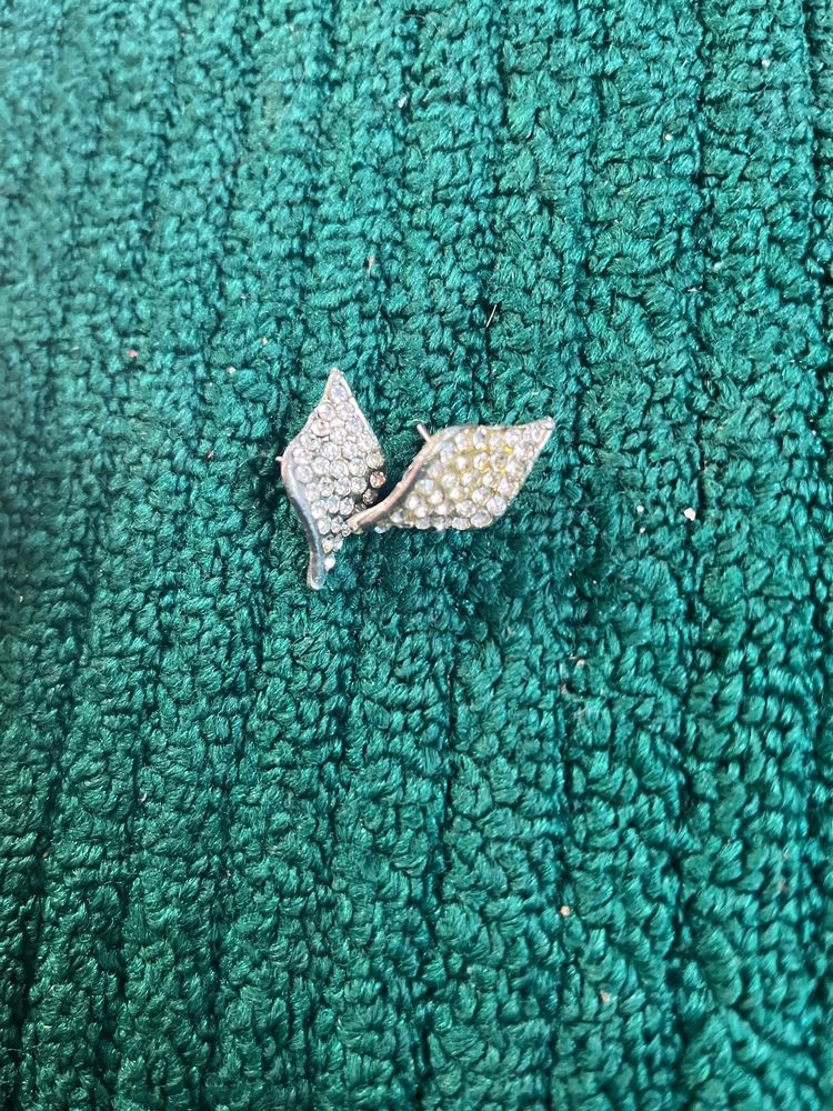 Silver Colour Studs With Stone Work