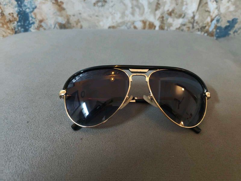 Ray-Ban Aviator Sunglasses