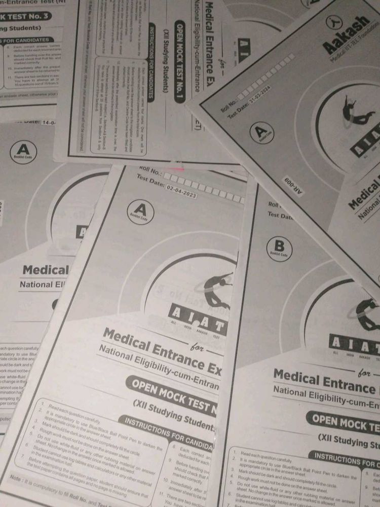 Aakash FTS Aiats Neetprep Question Papers