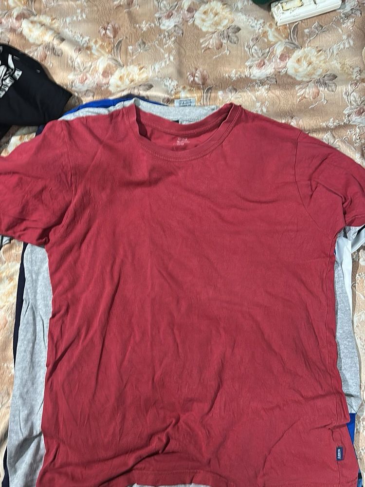 Red Basic Tee