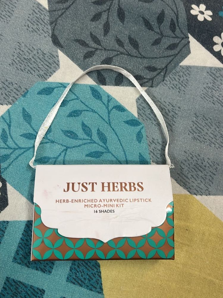 Just Herbs Lipstick Kit