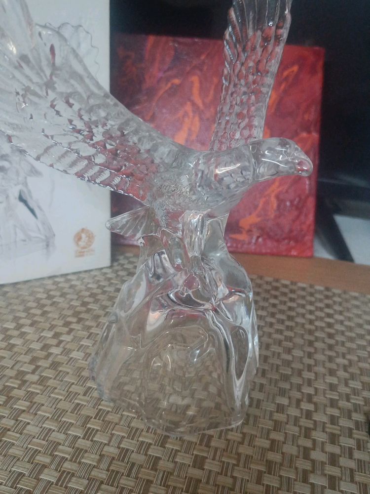 Decorative Piece Of Eagle made Of Crystal