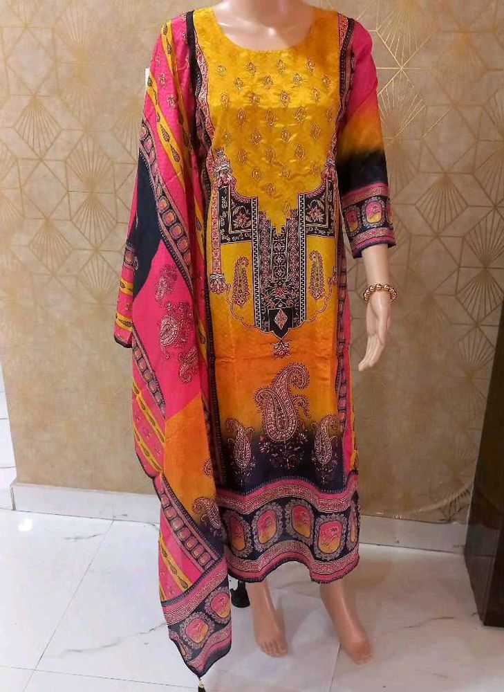 Brand New Heavy Chinon Pakistani Style Suit Set