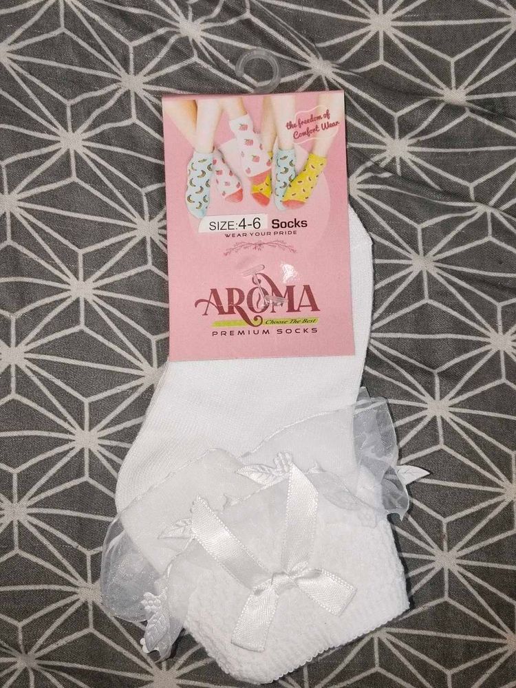 Aroma Premium White Socks