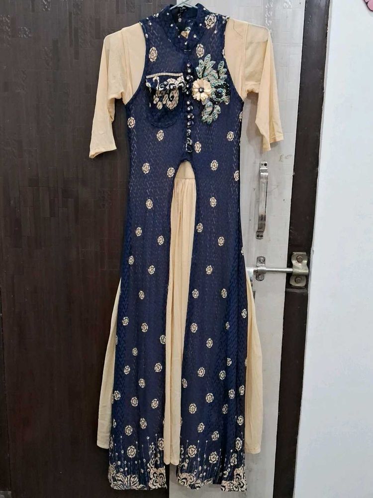 Elegant Navy Blue Embroidered Kurti