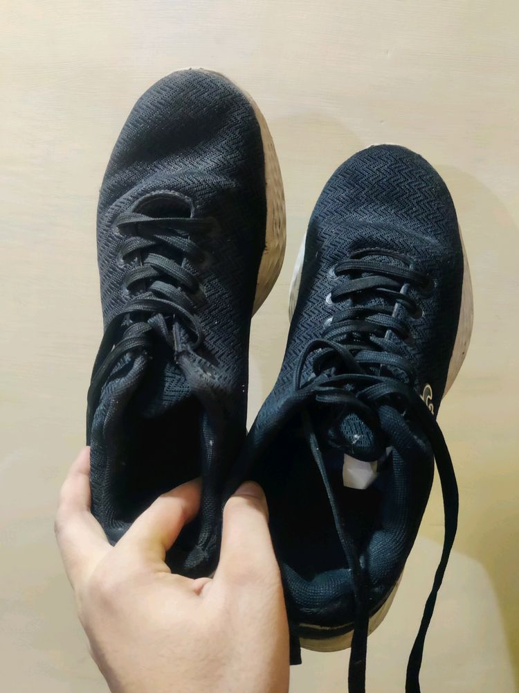 Bond Street By Red Tape . Running Shoes