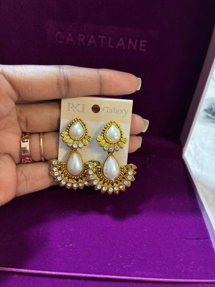Pearl Drop Earrings