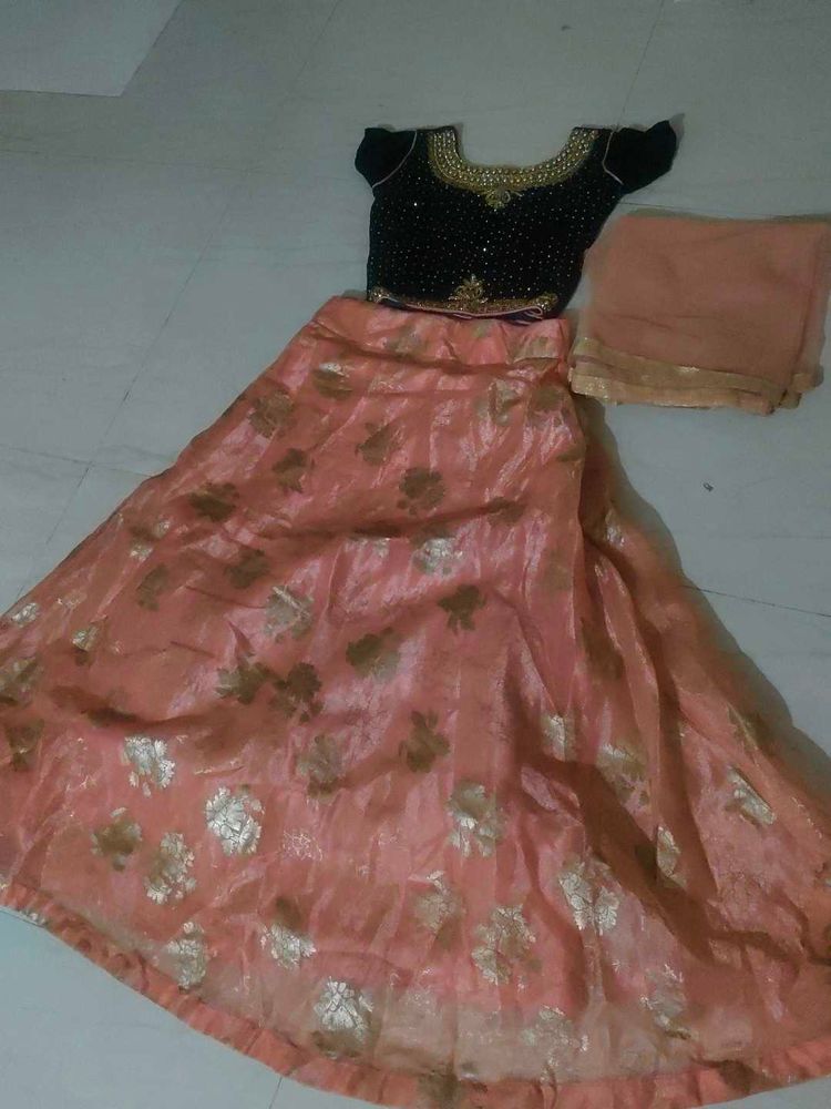 Pink Lehenga With Blause And Dupatta Net Printed