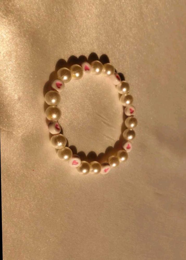 Pearl &amp; Heart Beaded Bracelet