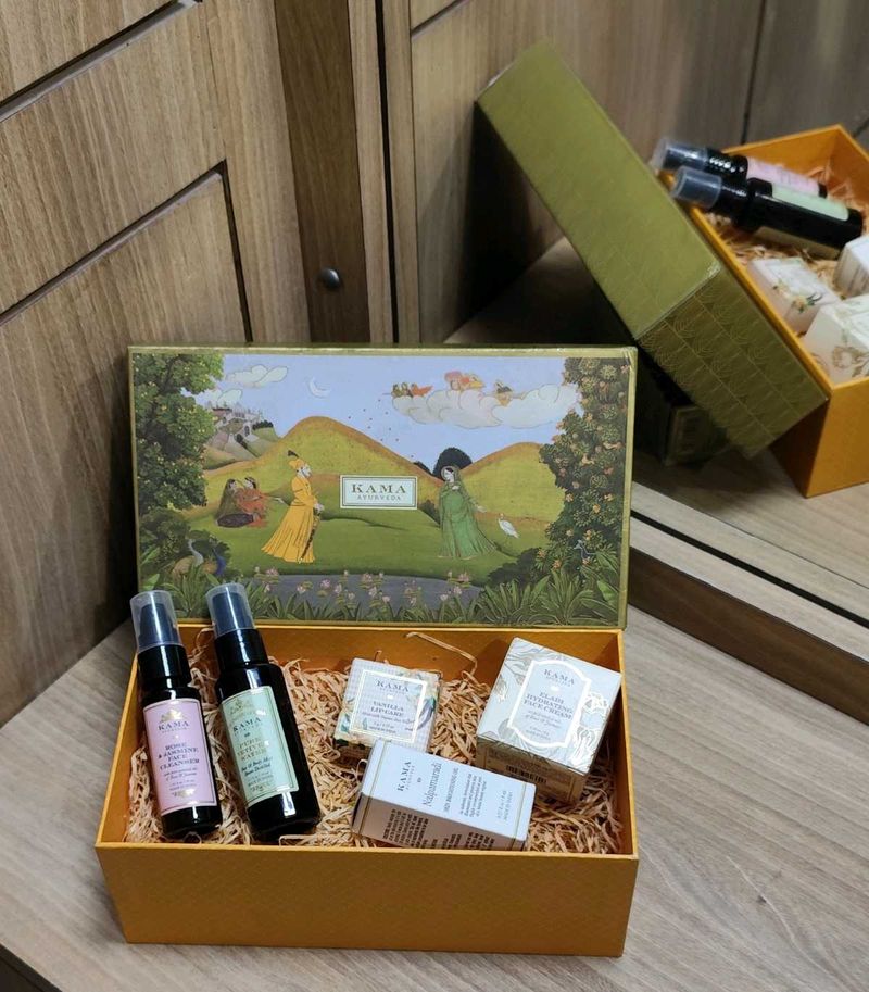 Kama Ayurveda Gift Box
