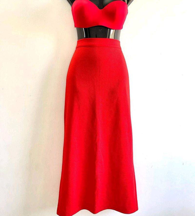 Red high waisted skirt