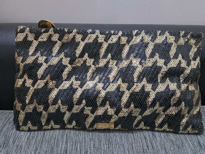 Mango Clutch/sling
