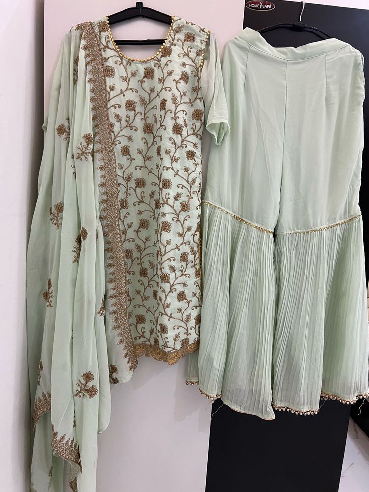 Party Wear Kurta Set