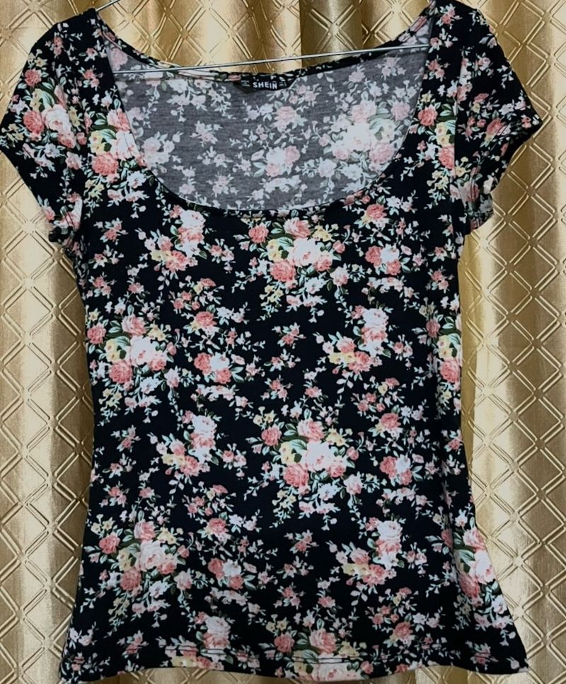Shein Floral Fitted Top