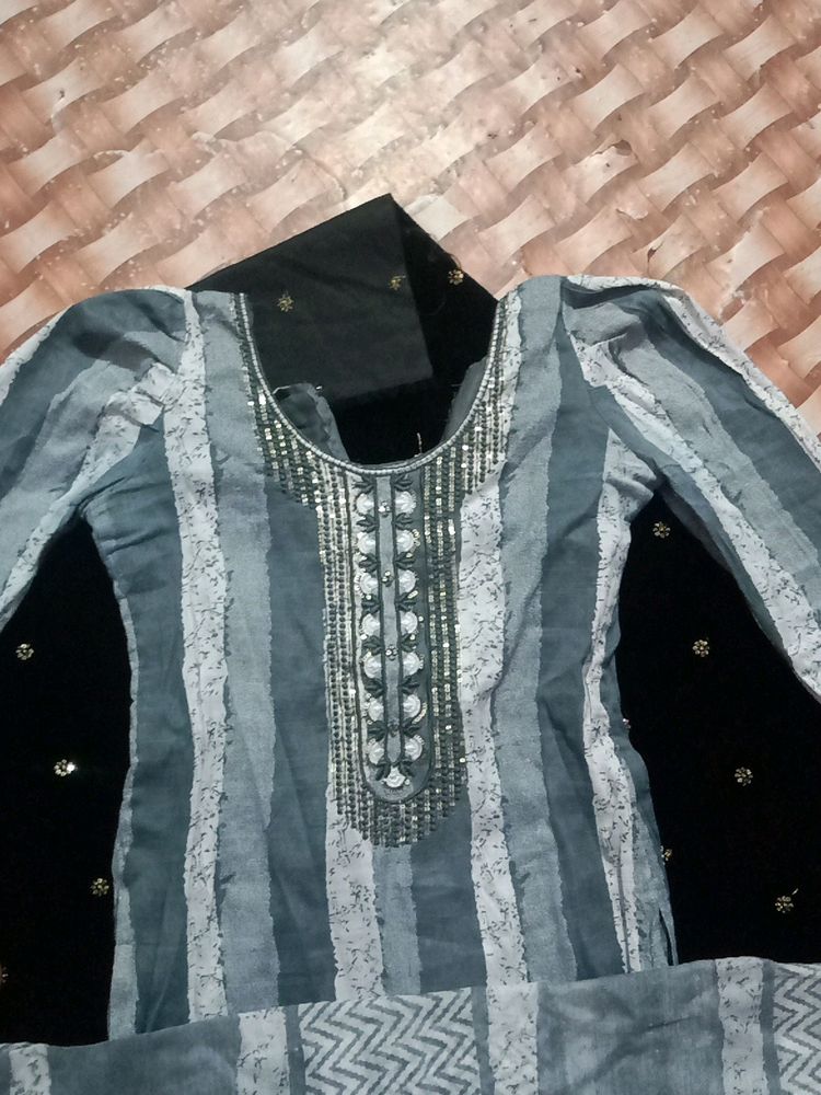 Grey Pant Suit 🥰🤩❤️