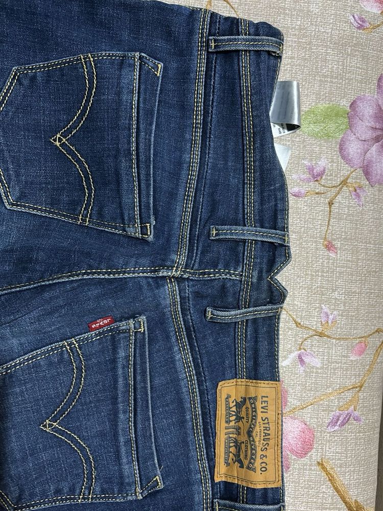 Levi's Dark Wash Denim Jeans