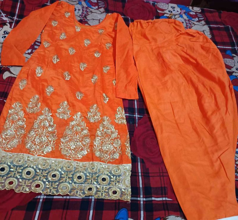 Elegant Party Wear Punjabi Suit Salwar