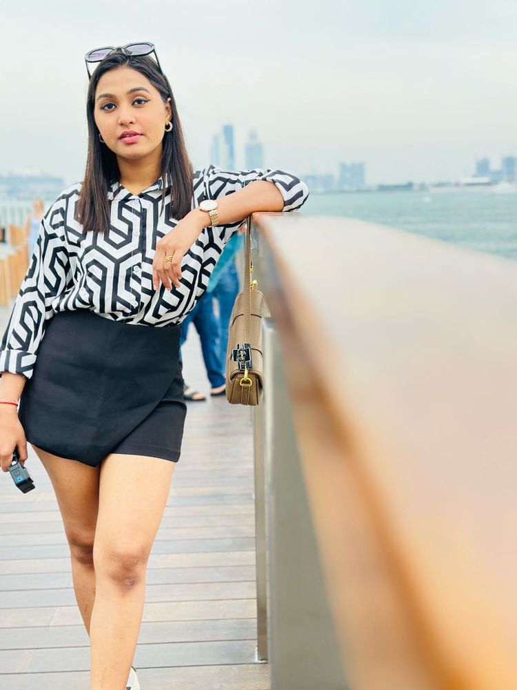 Graphic Print Top