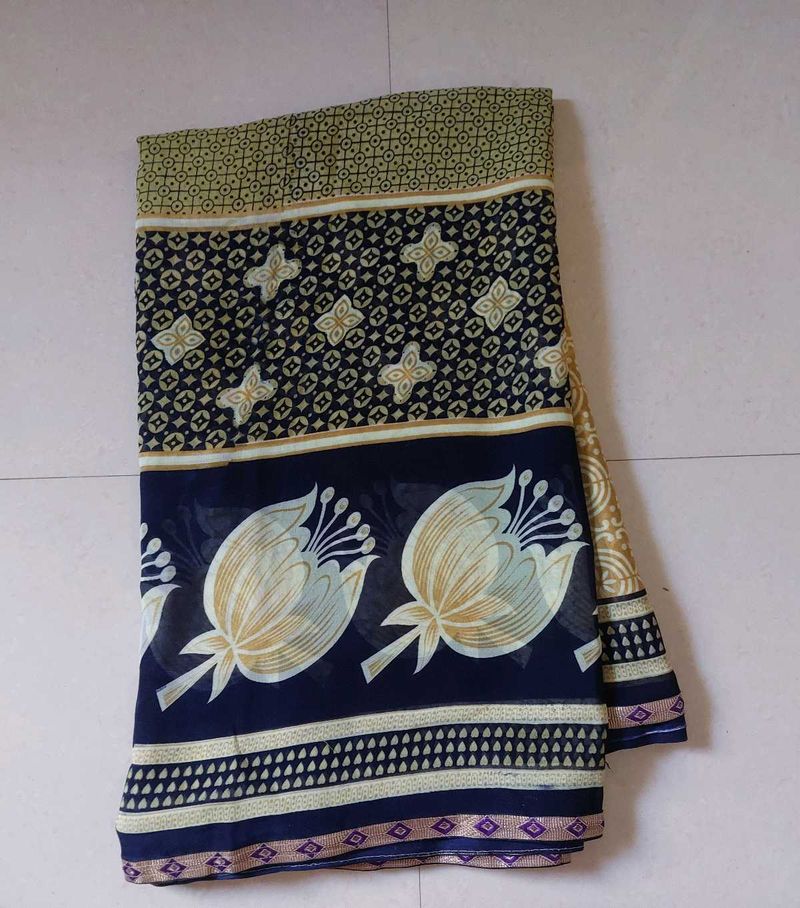 Elegant Floral Print Saree