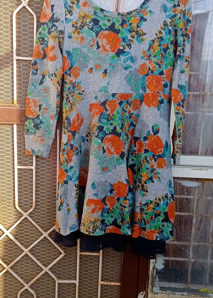 dress is very beautiful