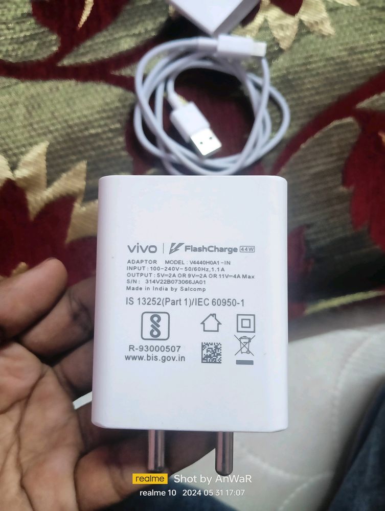 Vivo 44watt Flash Charger Original With Cable