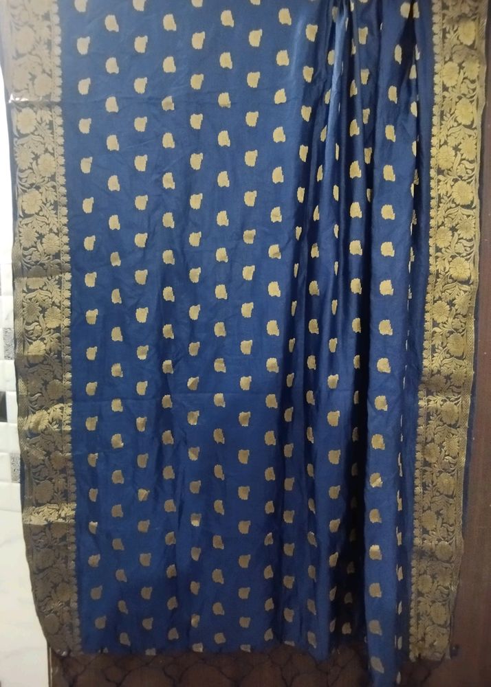 Blue Bnarsi Dupatta. 2.5 Meter