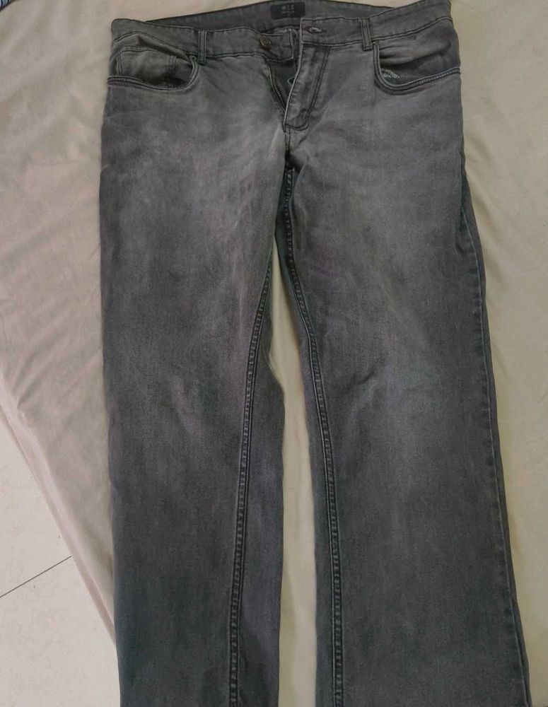 Men&#39;s Jeans