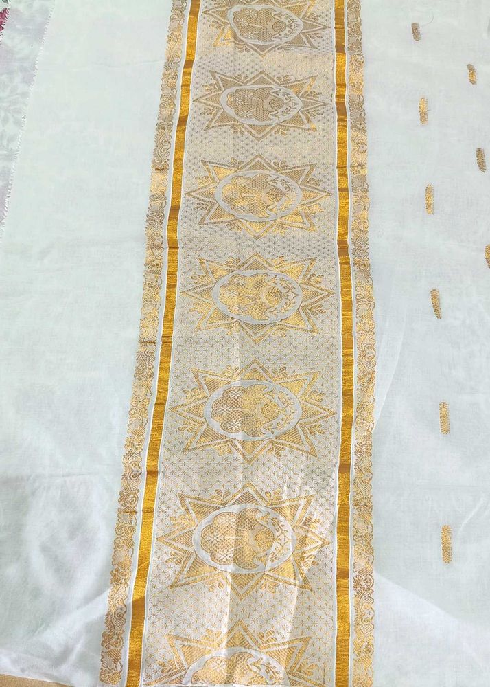 Kerala Kasavu Saree