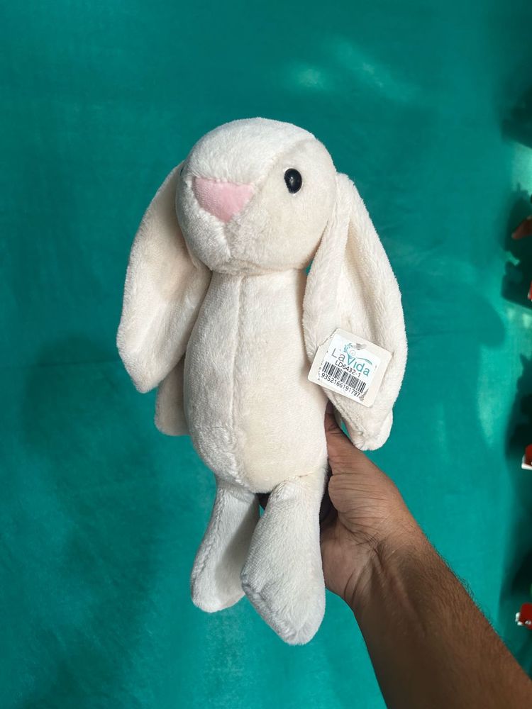 La Vida Cream Bunny Plush