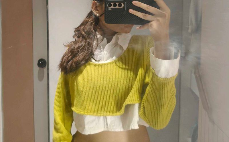 Lemon Layered Crop Knit(Under White Shirt)