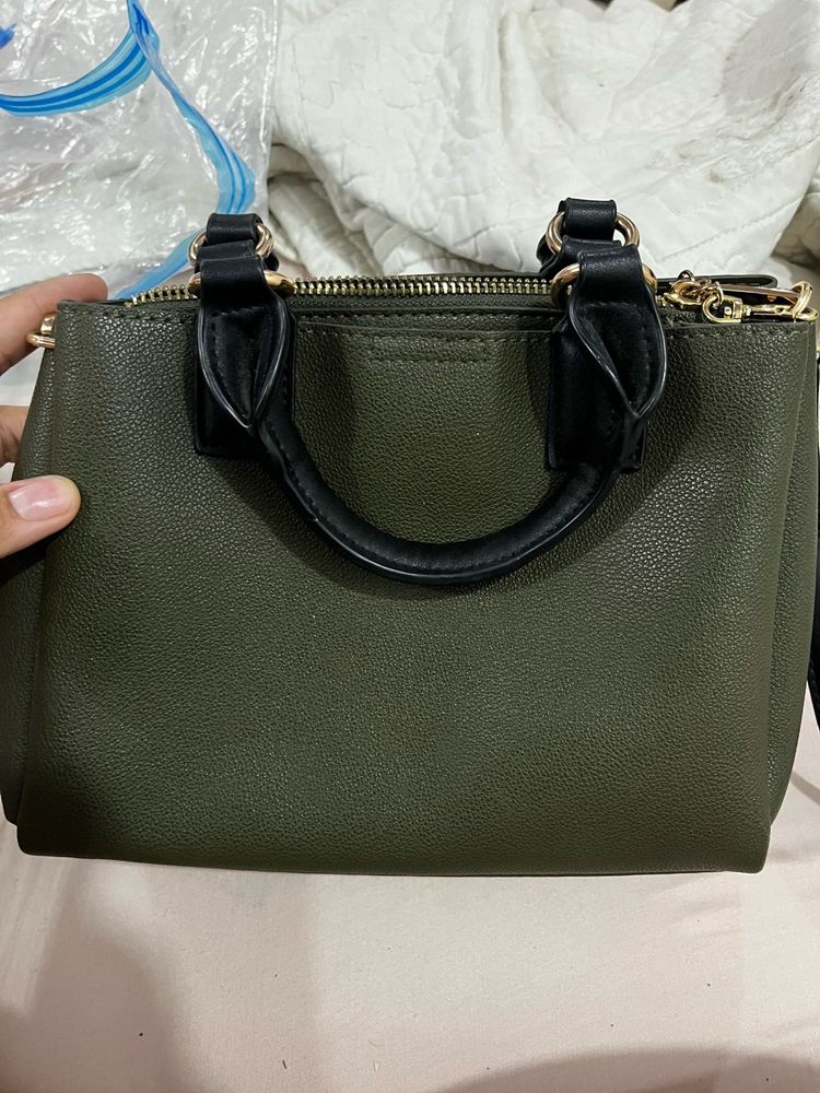 Cover Story Bag