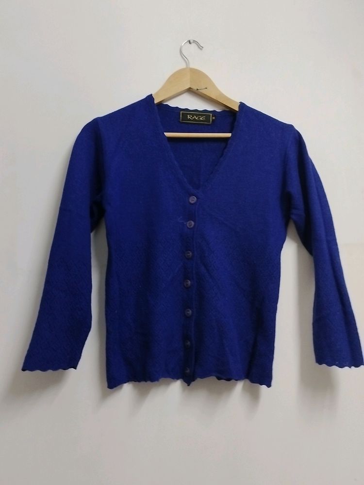 Branded Extremly Warm Cardigan