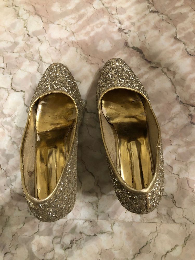 Sparkling Gold Heels