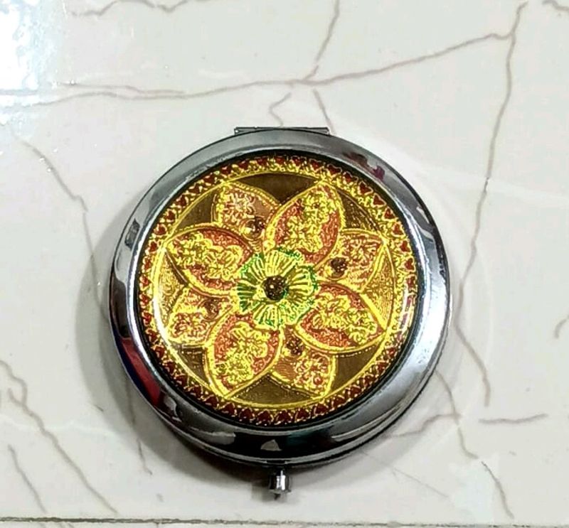 Compact Stylish Makeup Mirror