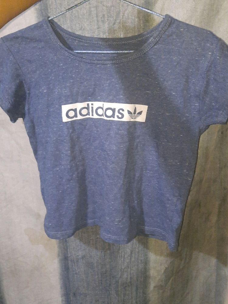 Adidas Crop Tshirt/Top