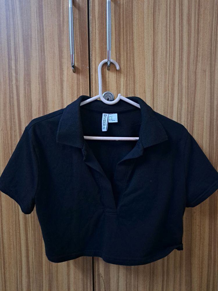 H&amp;M black crop top