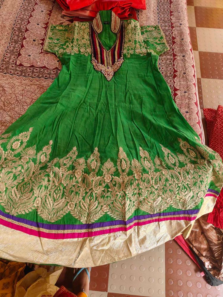Green Embroidered Kurta