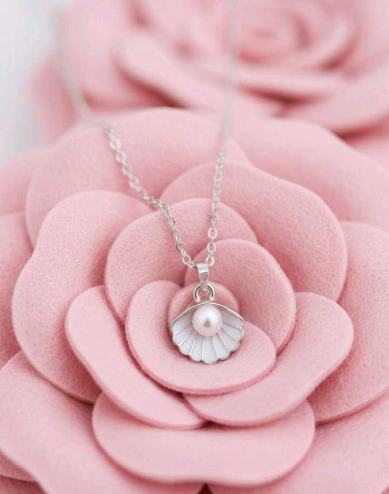 Pearl Shell Necklace