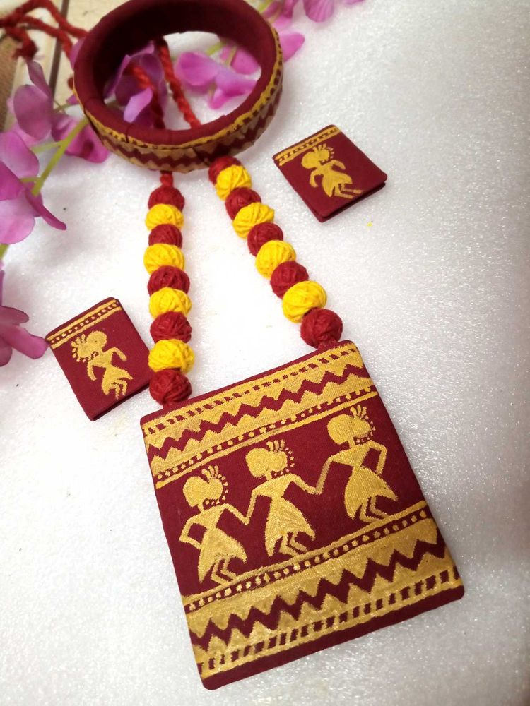 Fabric Jewellry No 25