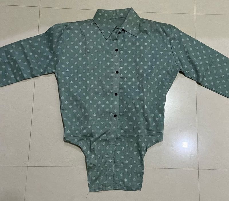 Printed Bow Tie Shirt